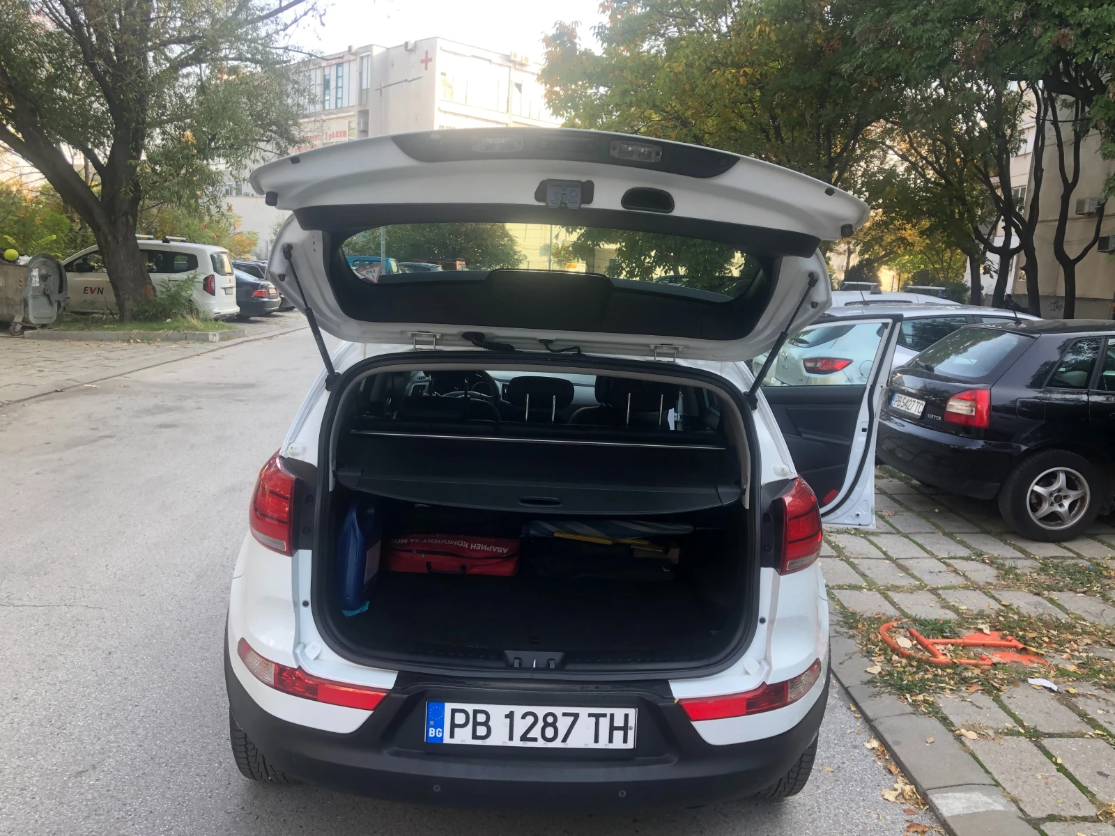 Kia Sportage, снимка 7 - Автомобили и джипове - 54548532