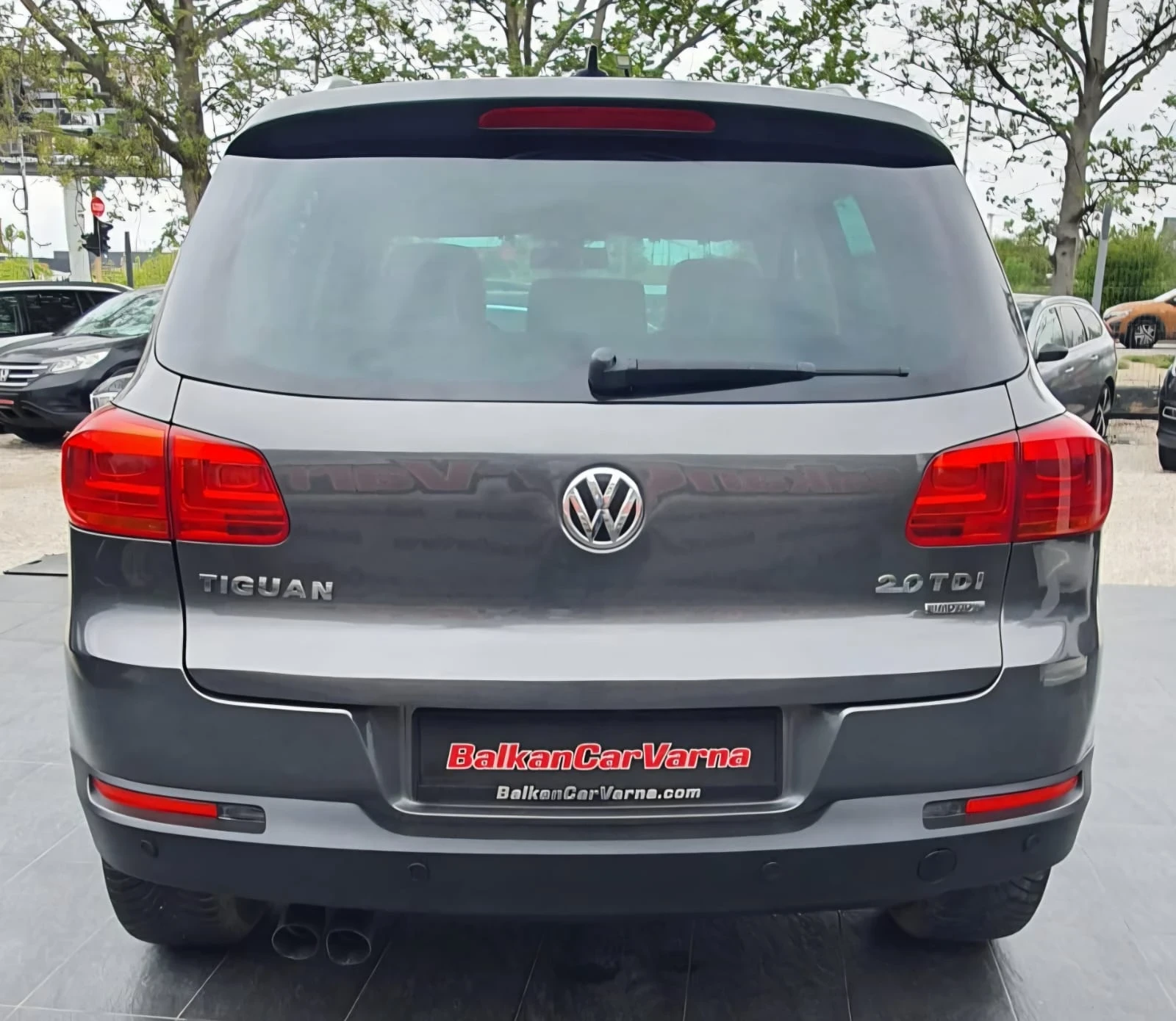 VW Tiguan 2.0TDI 140 4MOTION DSG HIGH LINE, снимка 3 - Автомобили и джипове - 54649993