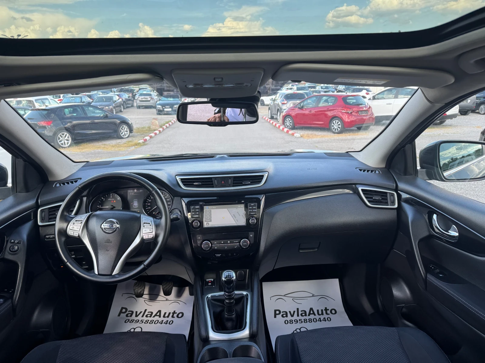Nissan Qashqai 1.5 DCI Tekna 360, снимка 16 - Автомобили и джипове - 54709380