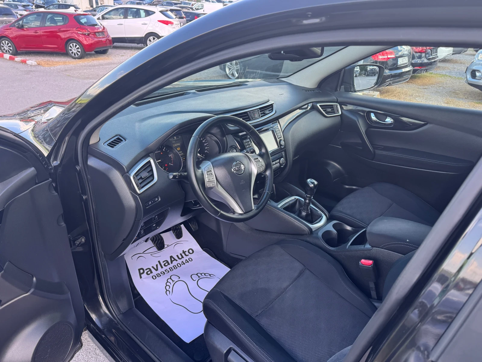 Nissan Qashqai 1.5 DCI Tekna 360, снимка 7 - Автомобили и джипове - 54709380