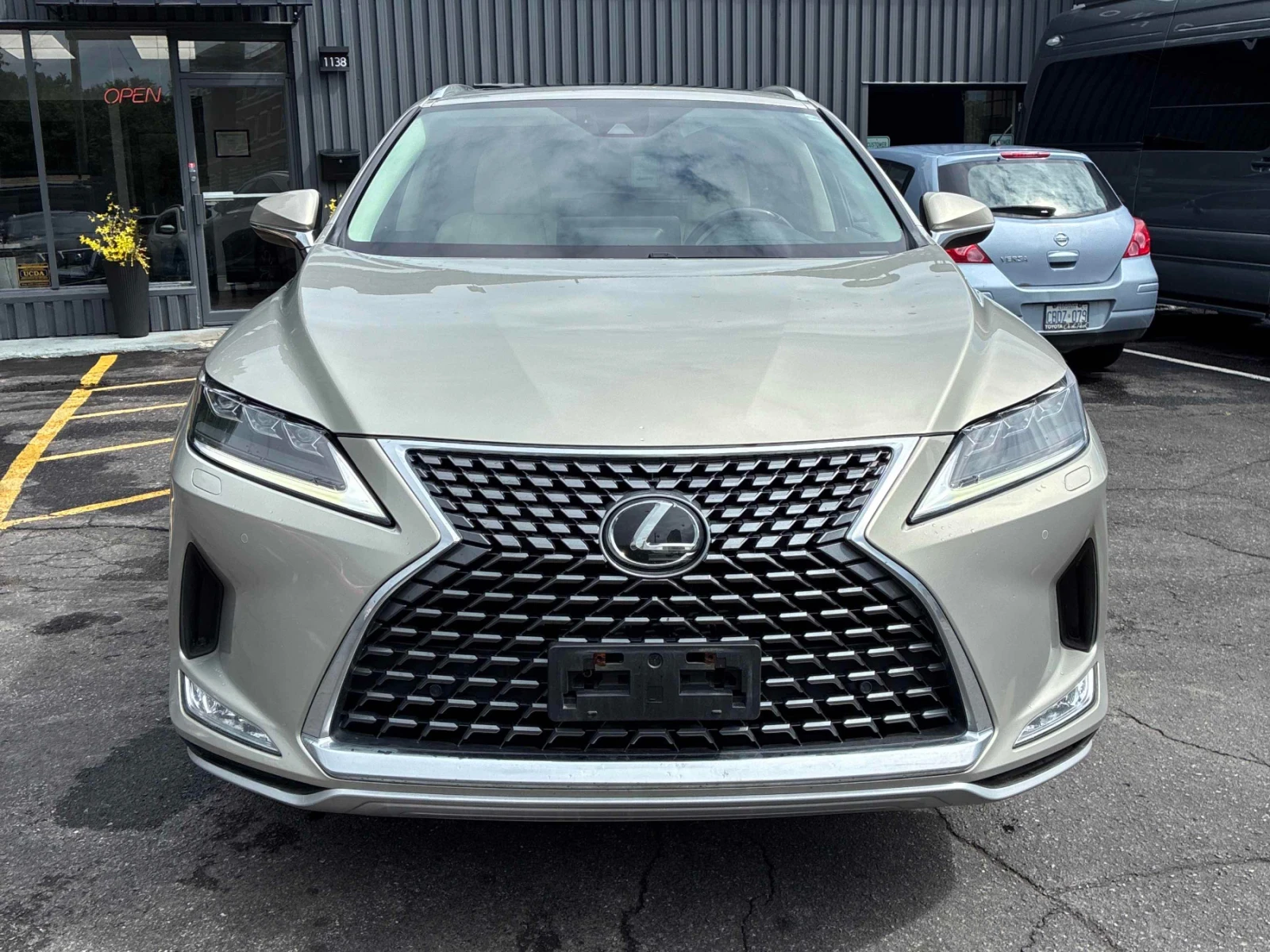 Lexus RX 350 CARFAX, снимка 2 - Автомобили и джипове - 54990362