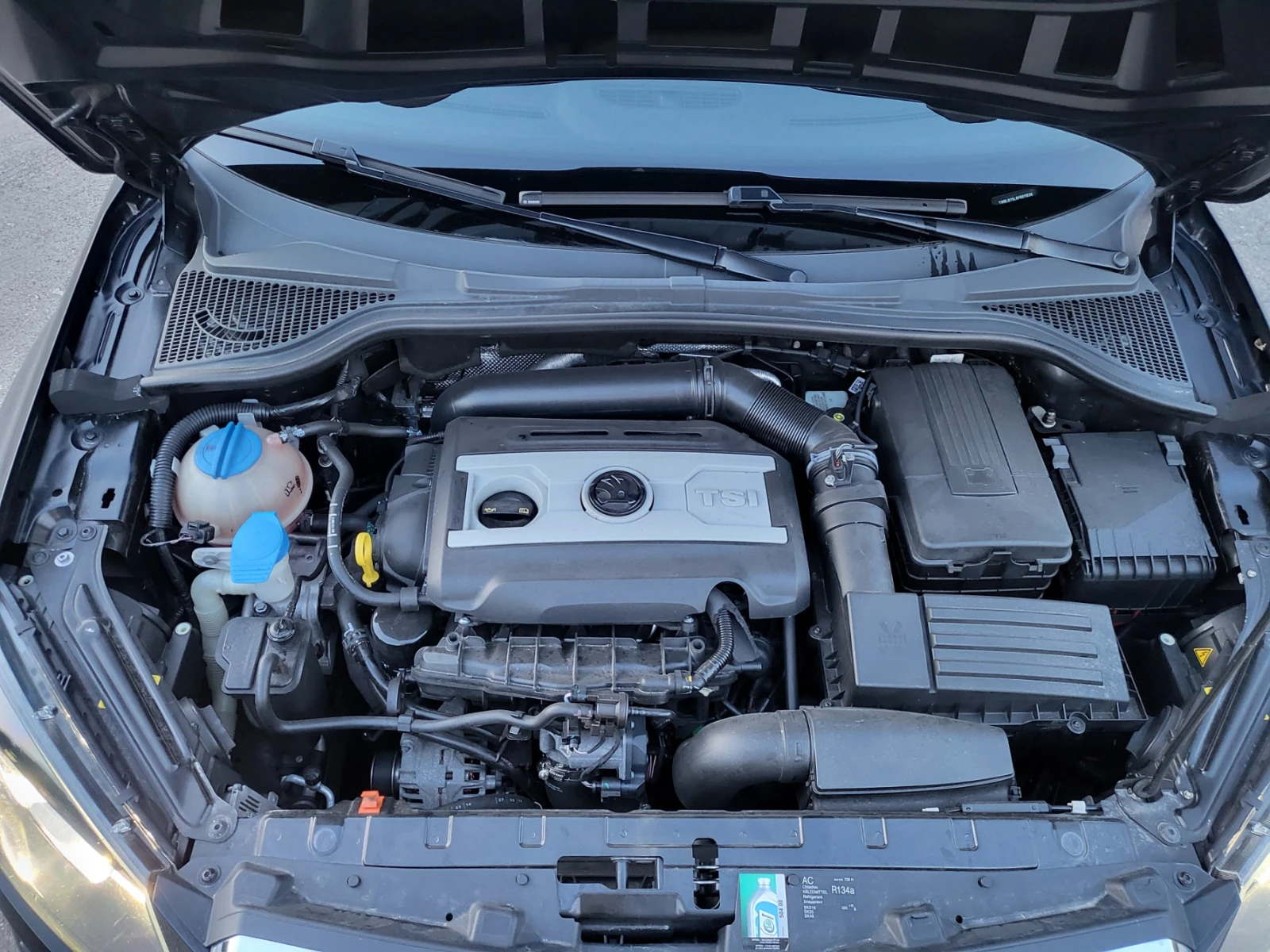 Skoda Yeti 1.8 TSI, 4x4, DSG, снимка 5 - Автомобили и джипове - 55326864