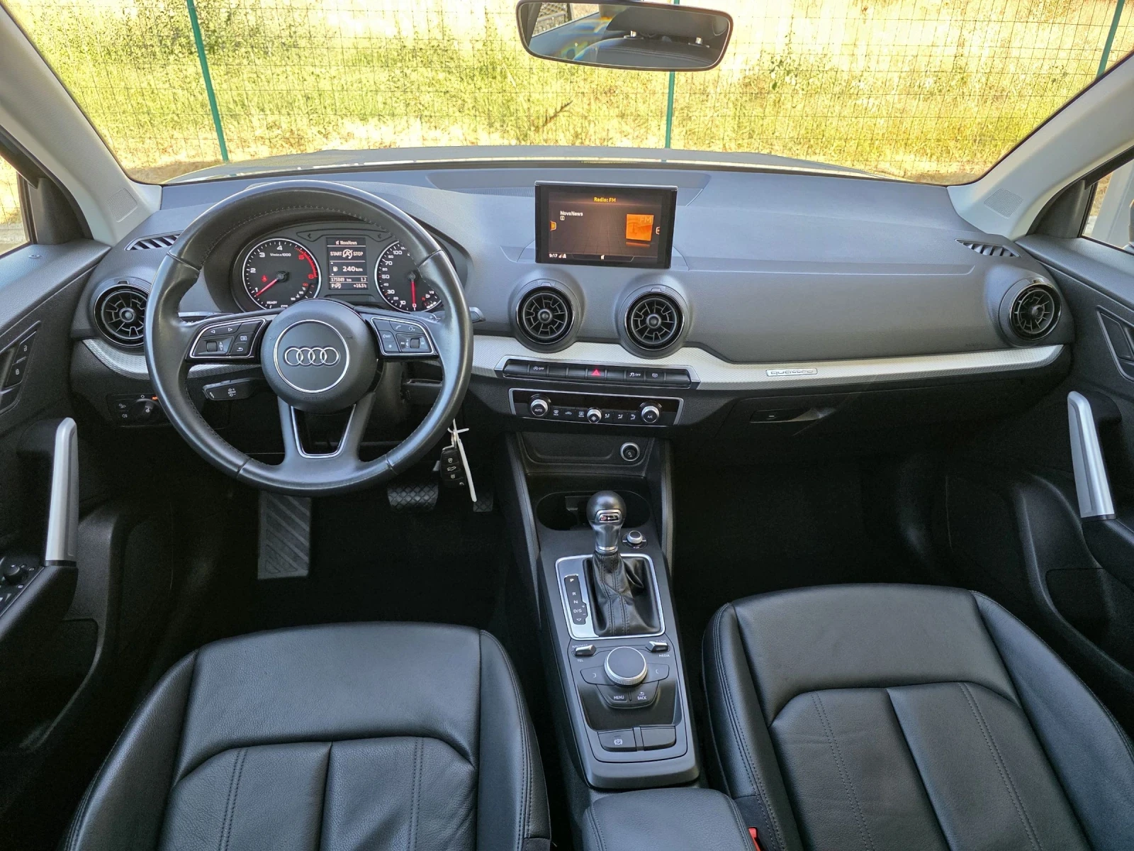 Audi Q2 2.0d S-line Quattro , снимка 12 - Автомобили и джипове - 55393490