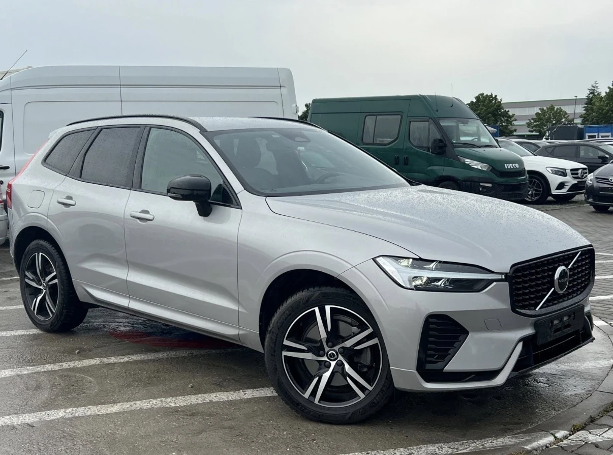 Volvo XC60 Volvo XC60 R-Design B4 AWD Mild Hybrid Facelift 