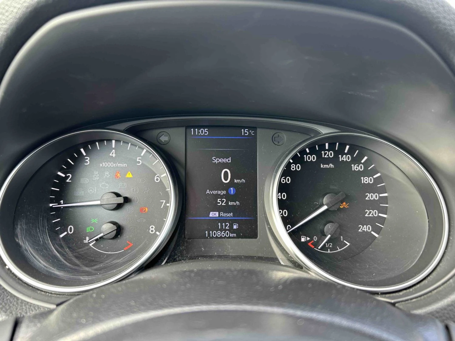 Nissan Qashqai Acenta 1.3 Бензин, снимка 6 - Автомобили и джипове - 56111081