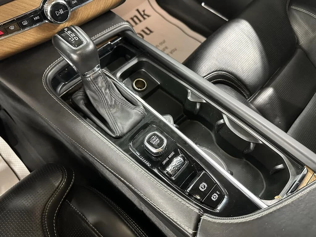 Volvo Xc90 T6 Inscription/BOWERS AND WILKINS/adaptive cruise/, снимка 12 - Автомобили и джипове - 56202767