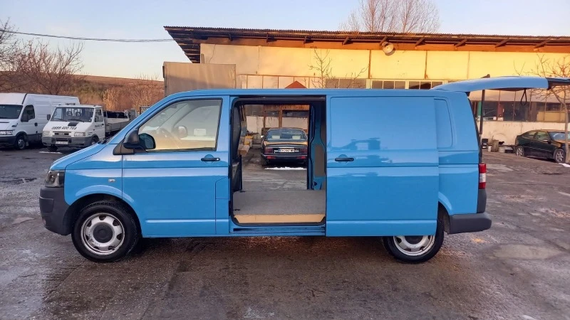 VW T5 2.0TDI/Климатик/Дълга База/Швейцария, снимка 8 - Бусове и автобуси - 43974742