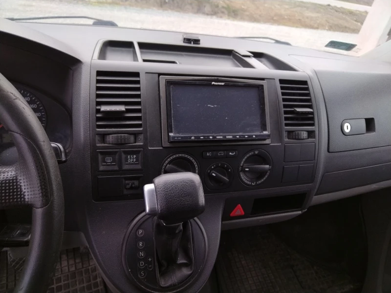 VW Caravelle Темпомат, автоматик, печка, long, , снимка 15 - Бусове и автобуси - 49314623