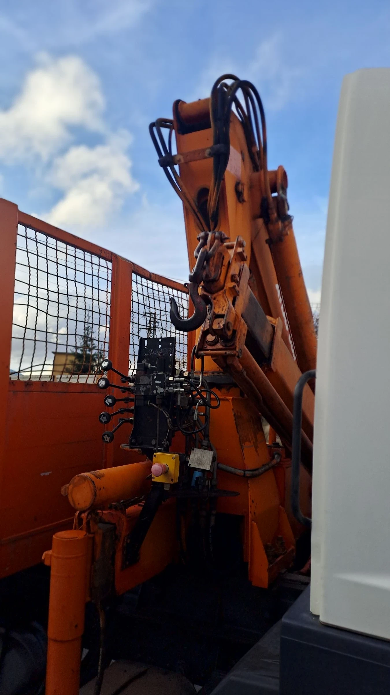 Mercedes-Benz Atego 1217 - изображение 2