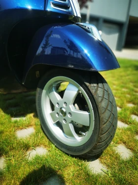 Vespa GTS 300 HPE Touring , снимка 2