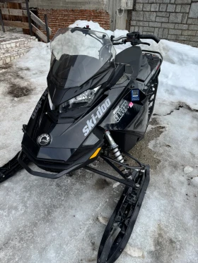 Ski-Doo Summit, снимка 2