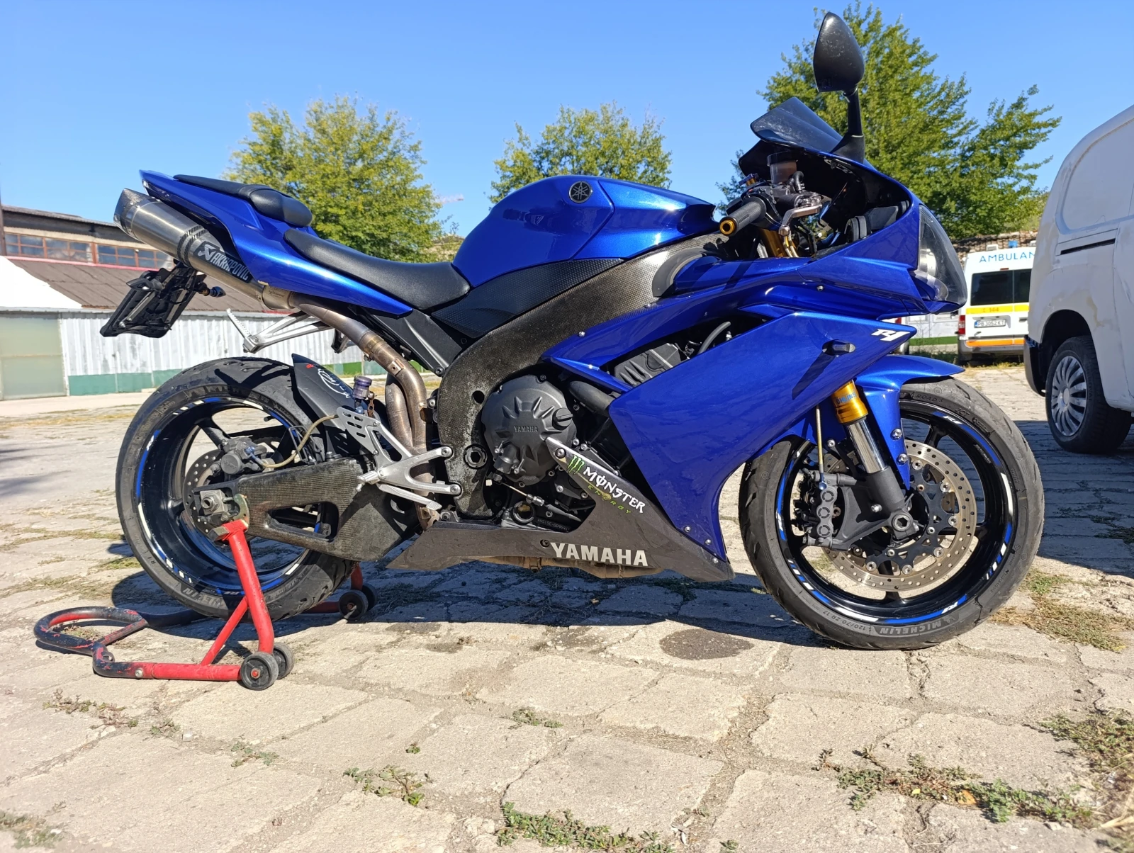 Yamaha YZF-R1   - изображение 2