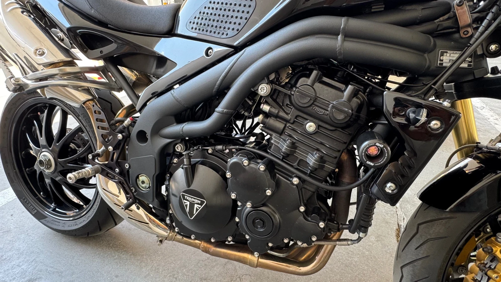 Triumph Speed Triple Custom Crazy  - изображение 10