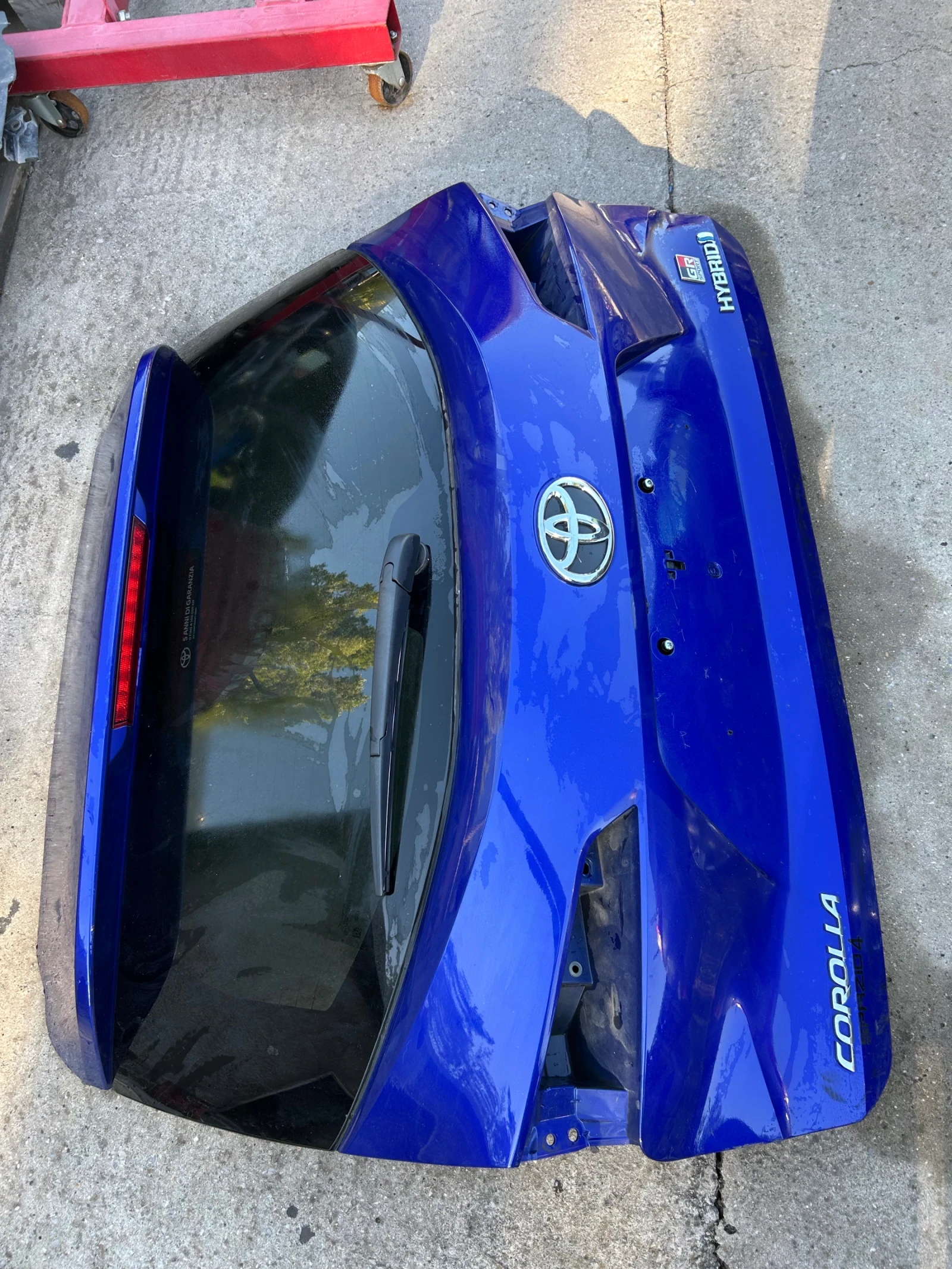 Заден капак със стъкло TOYOTA COROLLA 2022