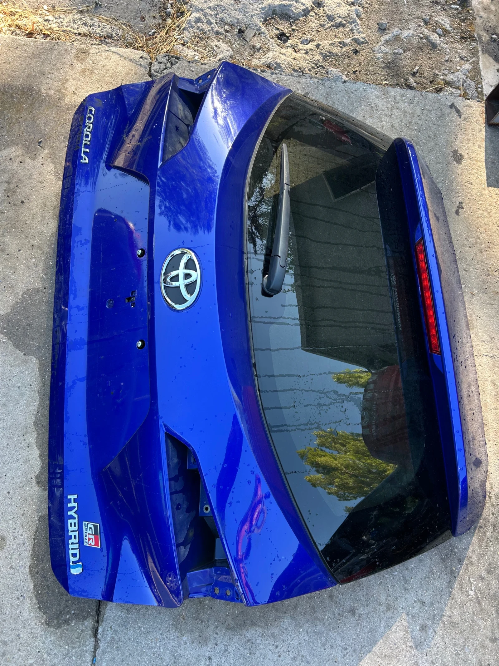 Заден капак със стъкло TOYOTA COROLLA 2022, снимка 2 - Части - 55997962