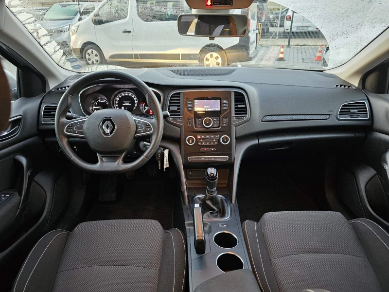 Renault Megane 1.3 TCe 115, снимка 7 - Автомобили и джипове - 47704783