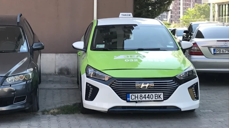 Hyundai Ioniq, снимка 6 - Автомобили и джипове - 47765334