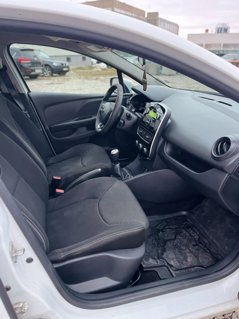 Renault Clio 1.5 dci, снимка 8 - Автомобили и джипове - 48303509