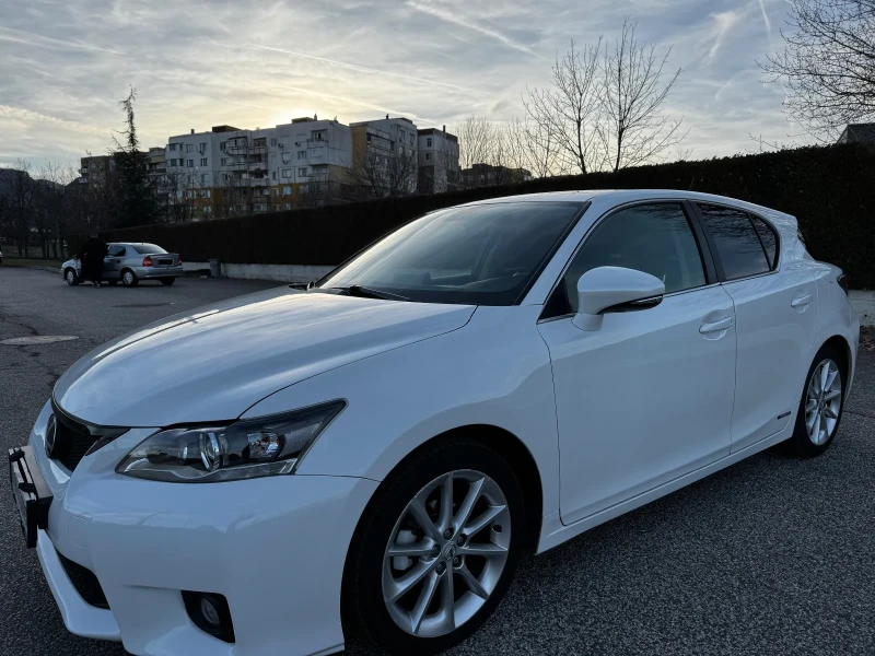 Lexus CT 200h 1.8HYBRID, снимка 1 - Автомобили и джипове - 48401724