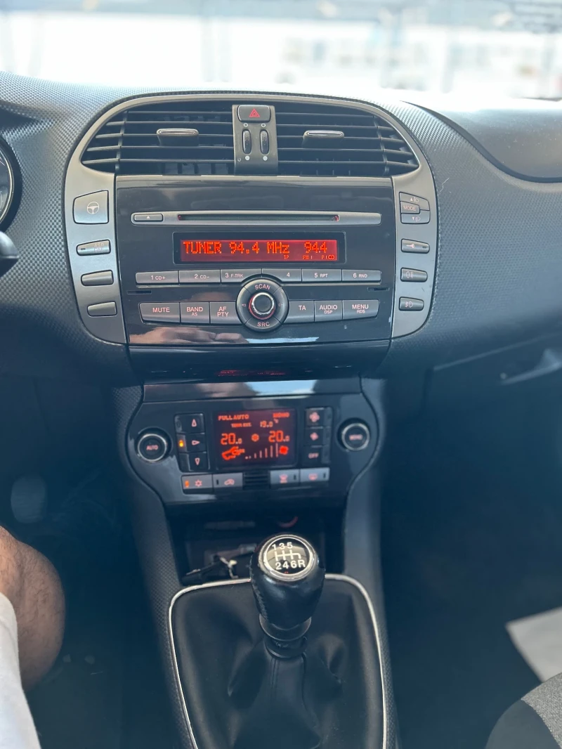 Fiat Bravo 1.9 150, снимка 6 - Автомобили и джипове - 52493963