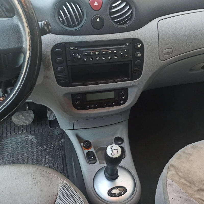 Citroen C3 pluriel 1, 6i, снимка 9 - Автомобили и джипове - 52544436