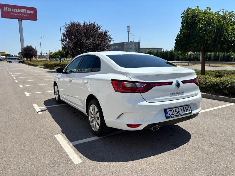 Renault Megane 1.5 dCi, снимка 4 - Автомобили и джипове - 51308740