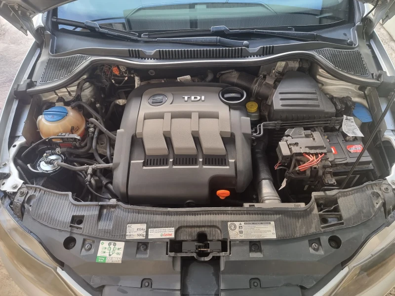 Seat Ibiza, снимка 4 - Автомобили и джипове - 52596296