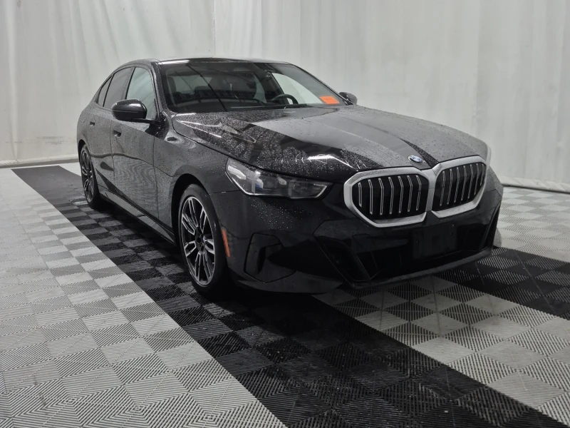 BMW 530 i * * CARFAX * * АВТО КРЕДИТ * * , снимка 3 - Автомобили и джипове - 52773748