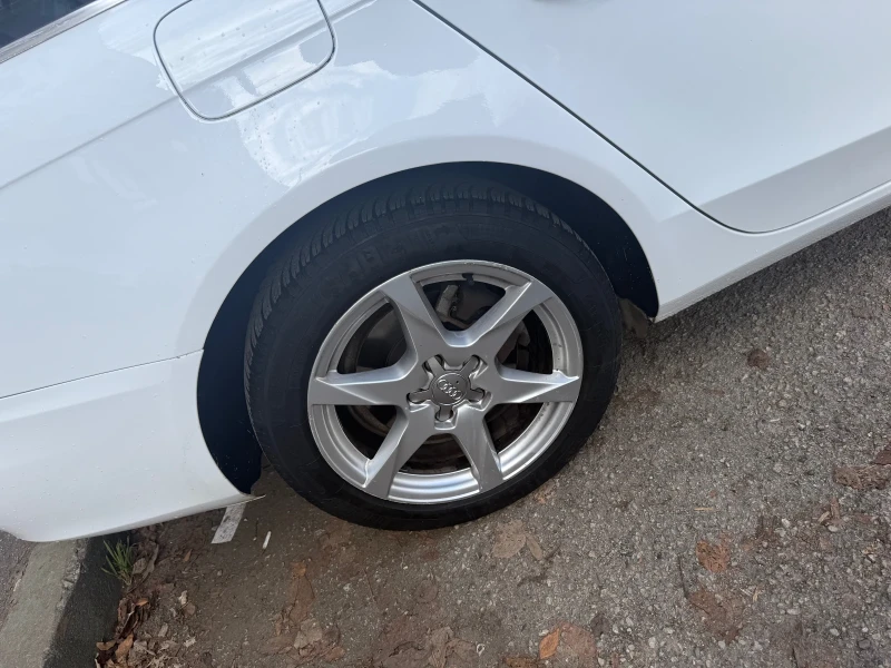 Audi A4, снимка 9 - Автомобили и джипове - 52883259