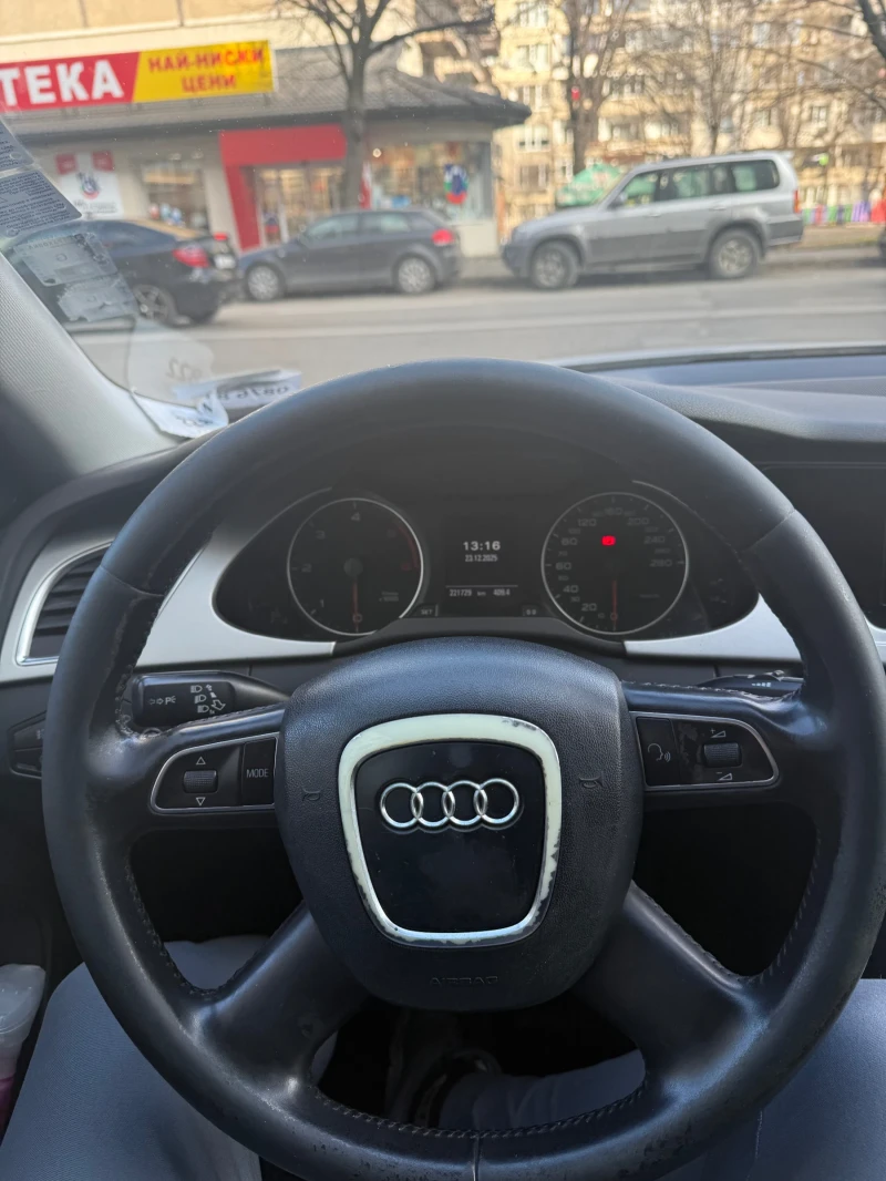 Audi A4, снимка 8 - Автомобили и джипове - 52883259