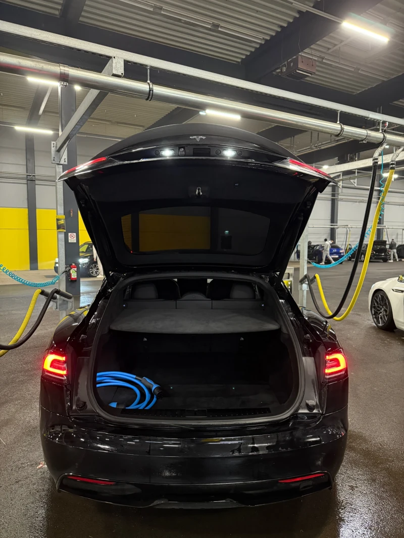 Tesla Model S PLAID, снимка 12 - Автомобили и джипове - 53121943