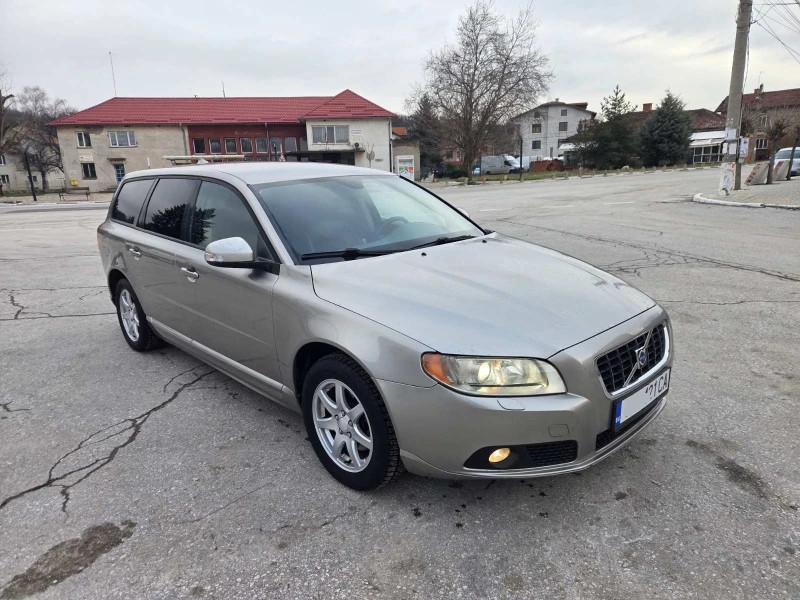 Volvo V70 2, 0d* обслужена* , снимка 8 - Автомобили и джипове - 53181823