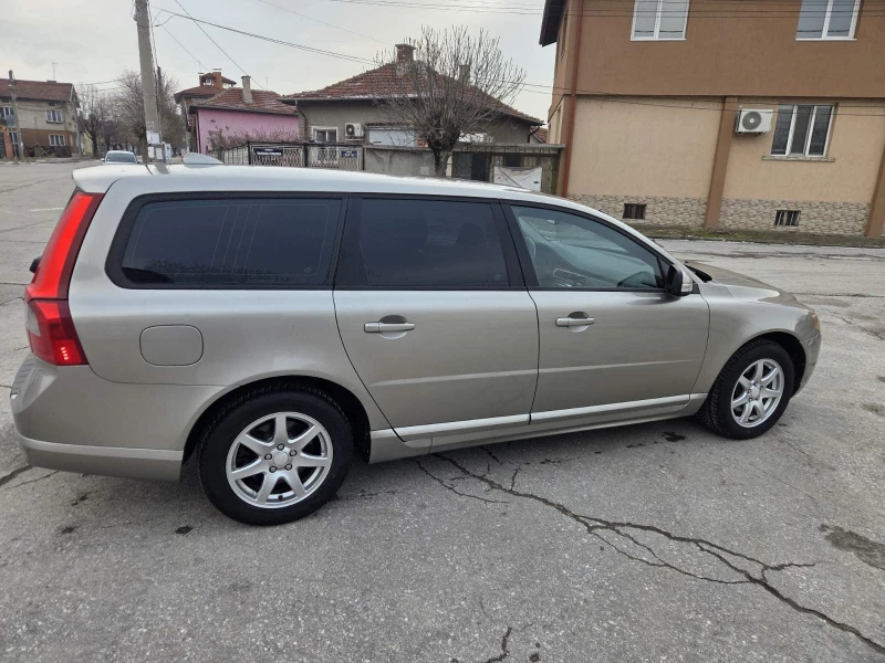 Volvo V70 2, 0d* обслужена* , снимка 7 - Автомобили и джипове - 53181823