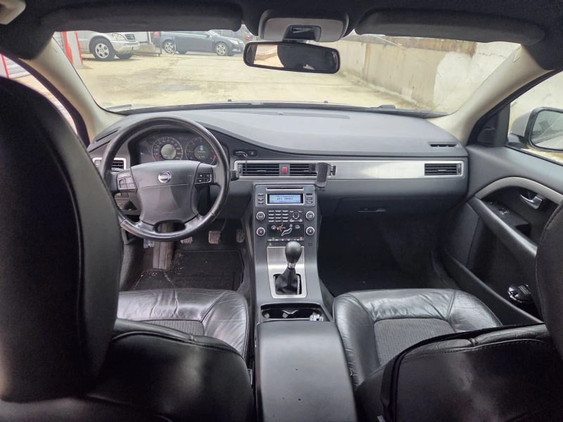 Volvo V70 2, 0d* обслужена* , снимка 16 - Автомобили и джипове - 53181823