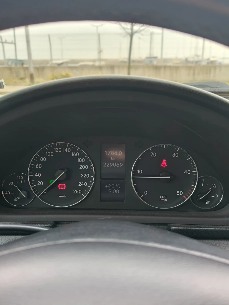 Mercedes-Benz C 200 CDI, снимка 5 - Автомобили и джипове - 53220845