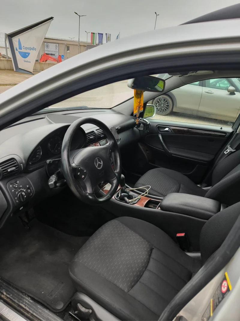 Mercedes-Benz C 200 CDI, снимка 2 - Автомобили и джипове - 53220845