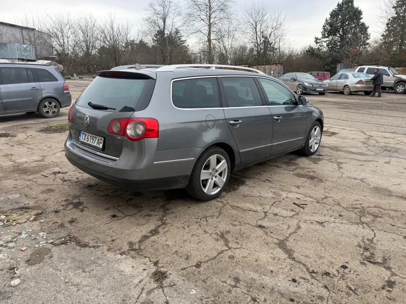 VW Passat 2.0 TDI, снимка 3 - Автомобили и джипове - 53351975