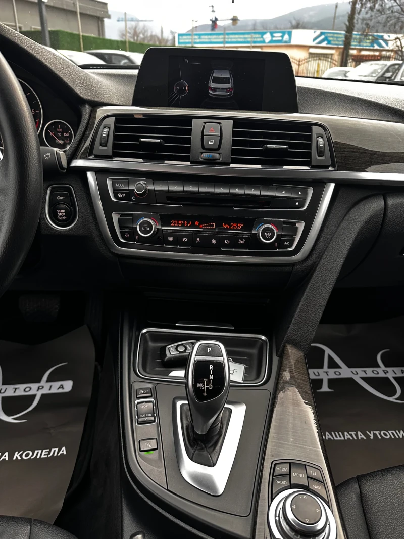 BMW 320 M-PACK / SHADOW LINE, снимка 10 - Автомобили и джипове - 53510439