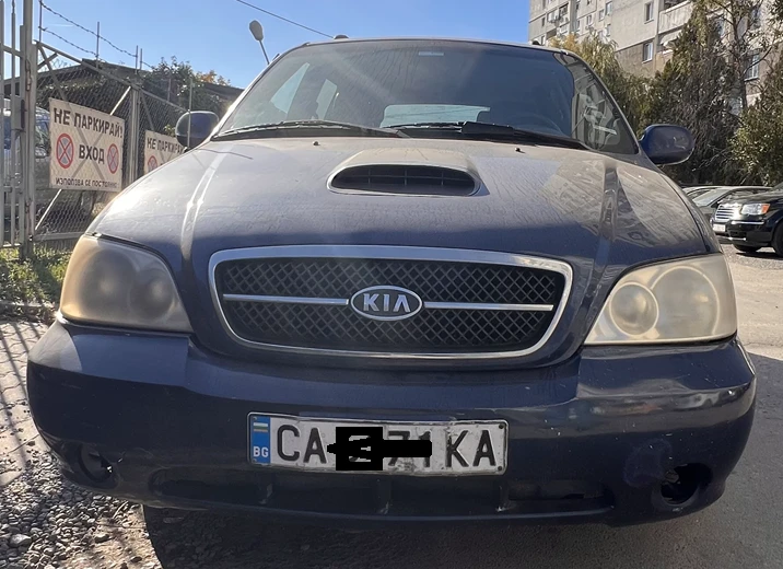 Kia Carnival, снимка 1 - Автомобили и джипове - 47754958