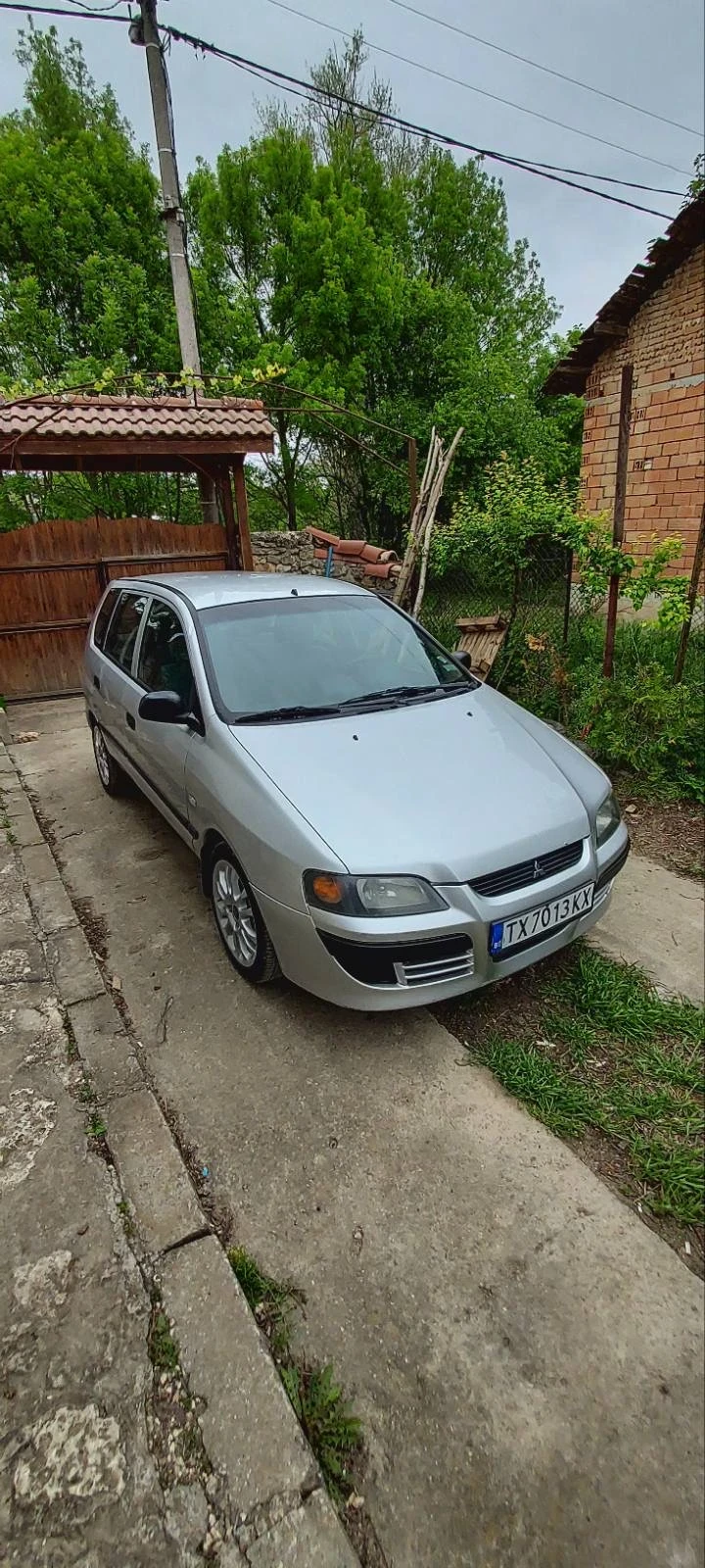 Mitsubishi Space star 1.6 GD0, снимка 4 - Автомобили и джипове - 47856330