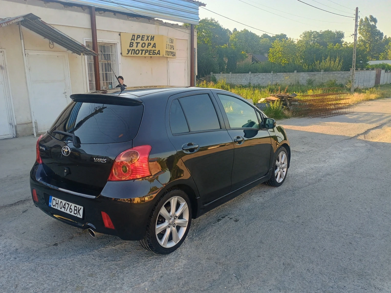 Toyota Yaris TS - изображение 3