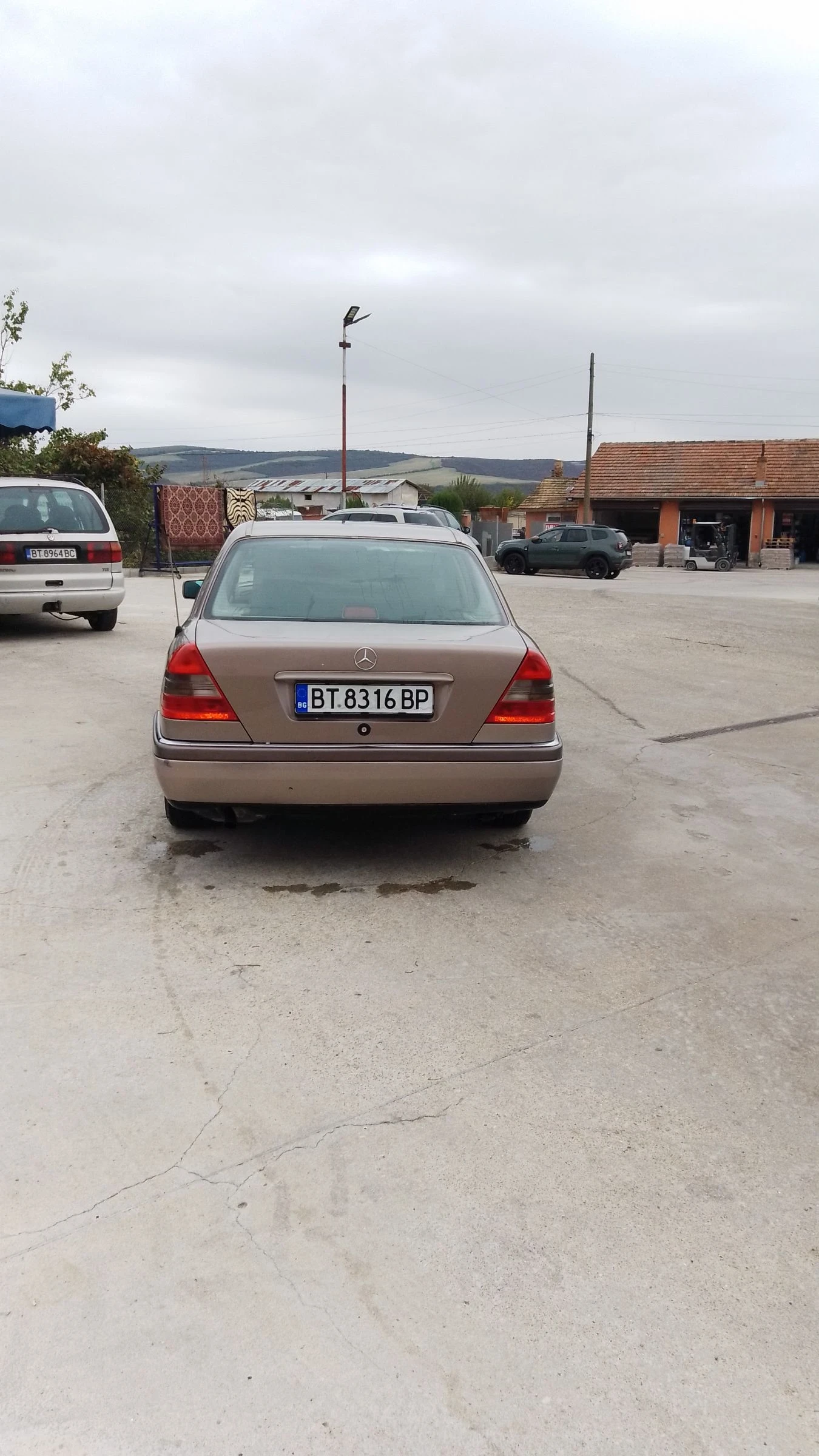 Mercedes-Benz C 180 1.8 - изображение 2