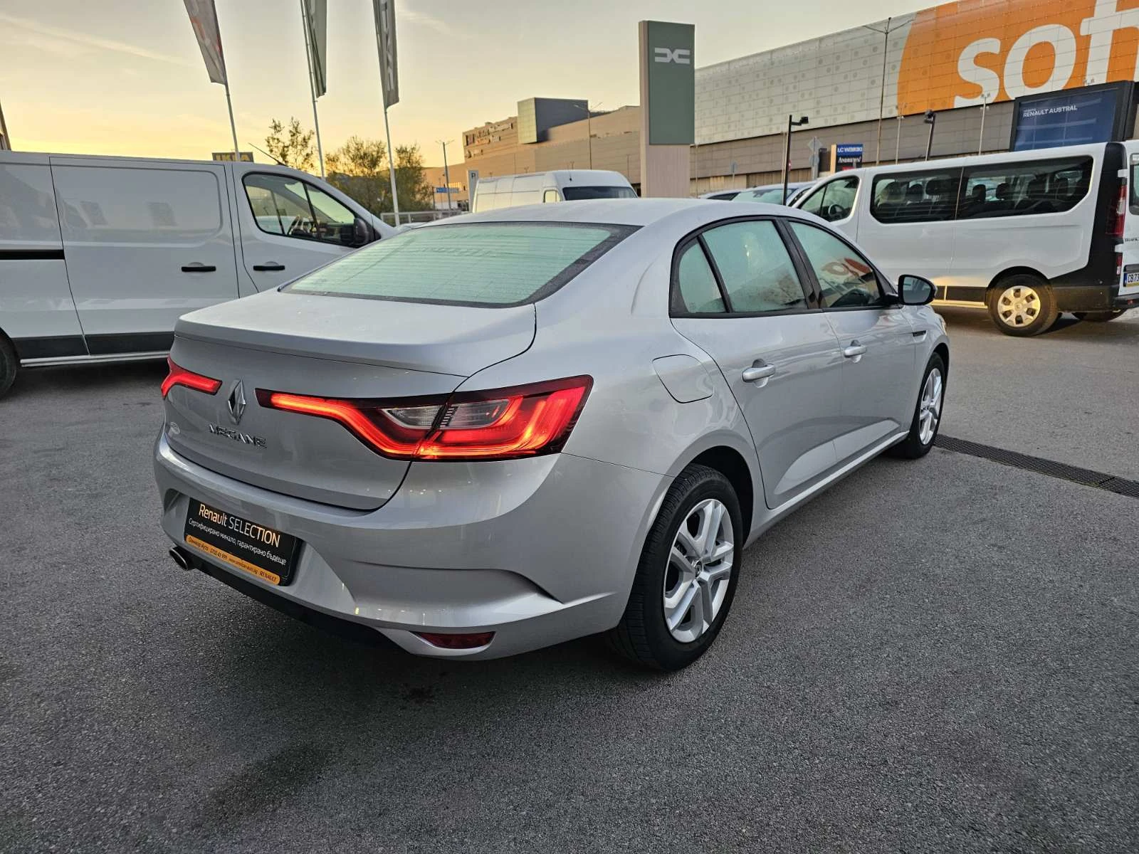 Renault Megane 1.3 TCe 115 - изображение 5