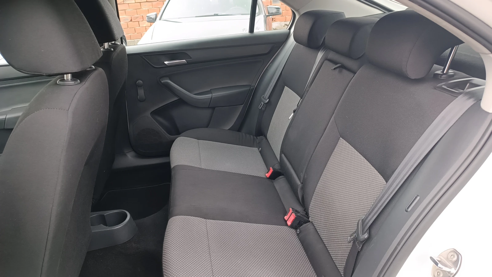 Seat Toledo 1.6 TDI 105 к.с!! euro 5b | Mobile.bg — изображение 14