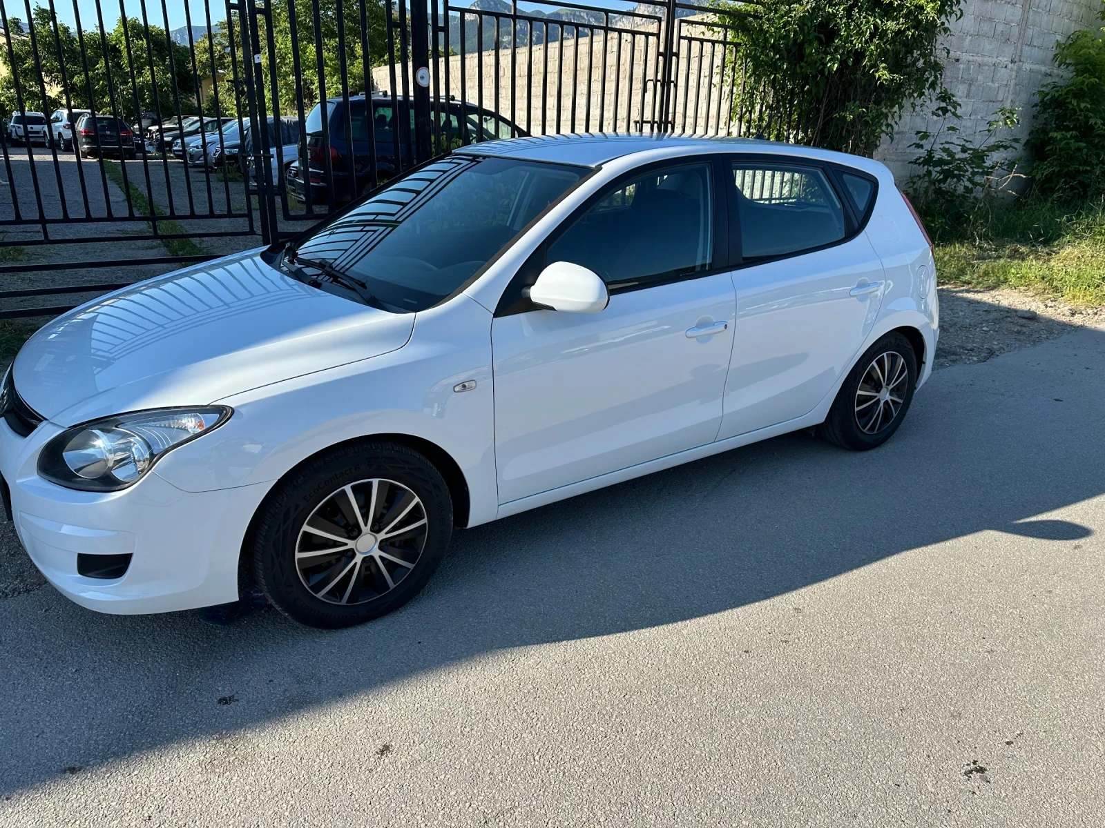 Hyundai I30 1.4i - изображение 3
