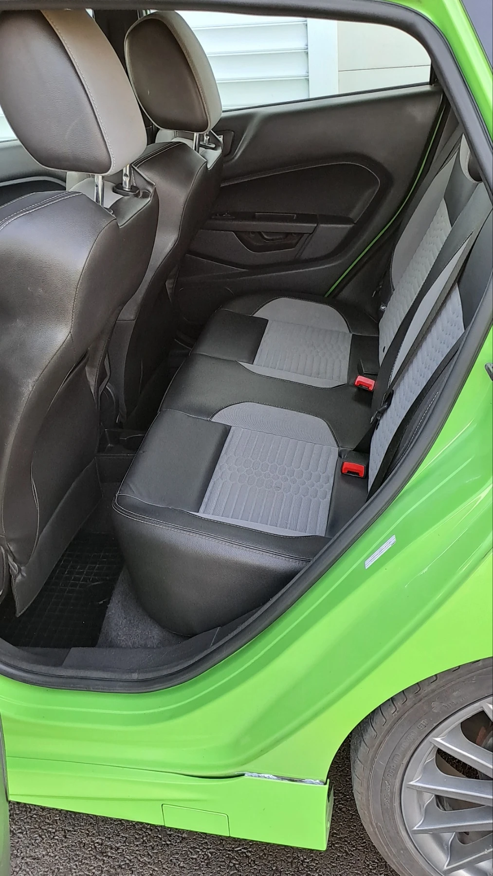 Ford Fiesta ST | Mobile.bg   15