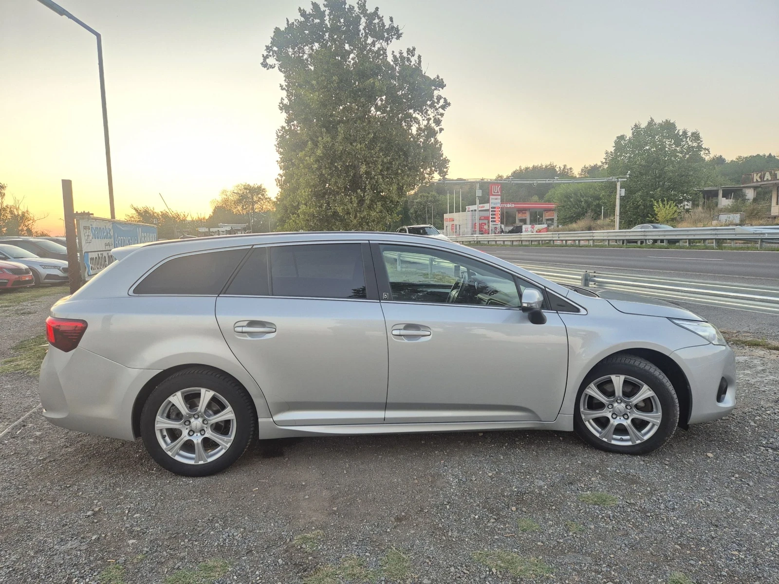Toyota Avensis 2, 0D4D/Камера/евро6/ - изображение 3