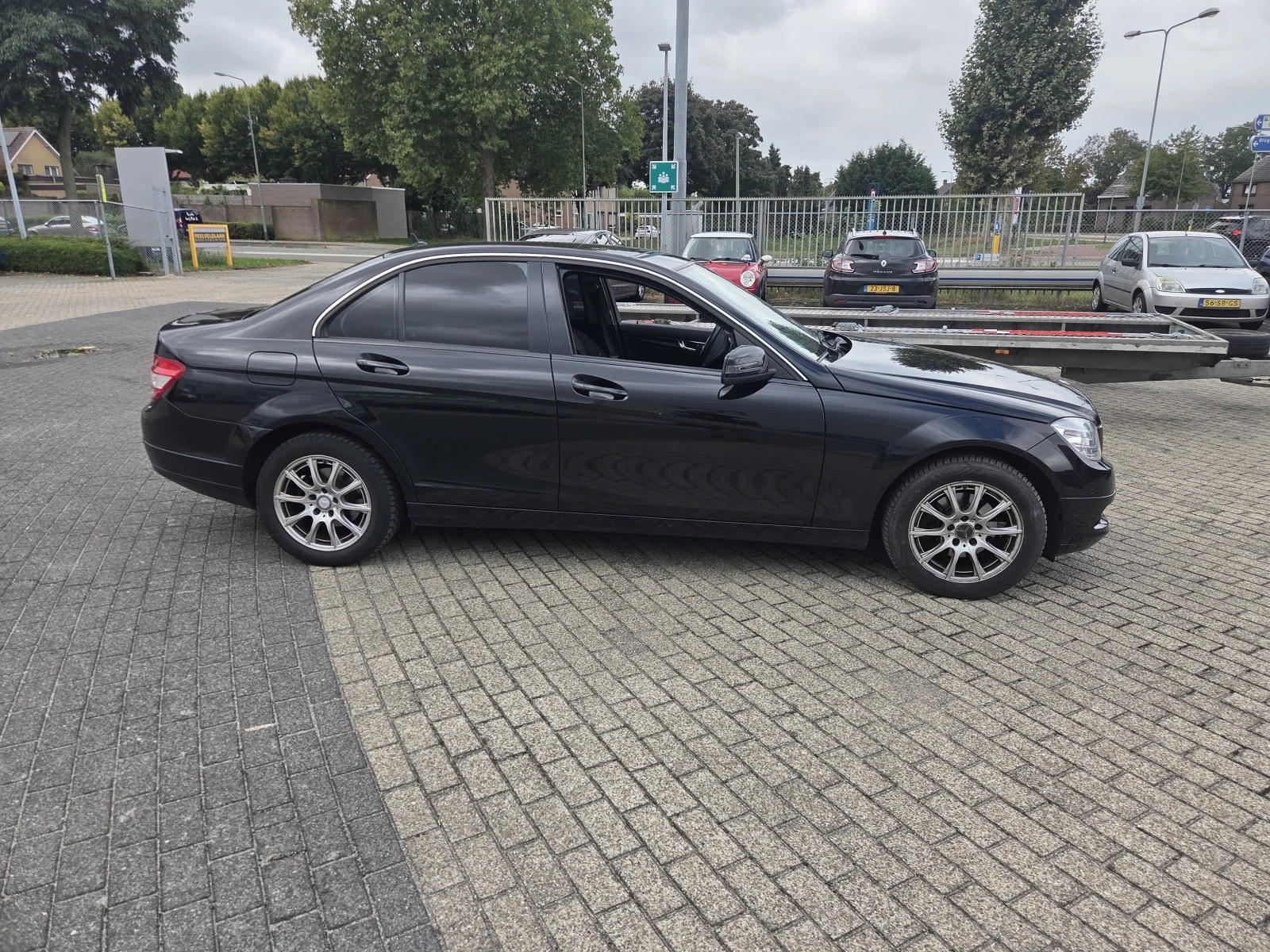 Mercedes-Benz C 220 2.2cdi - изображение 2