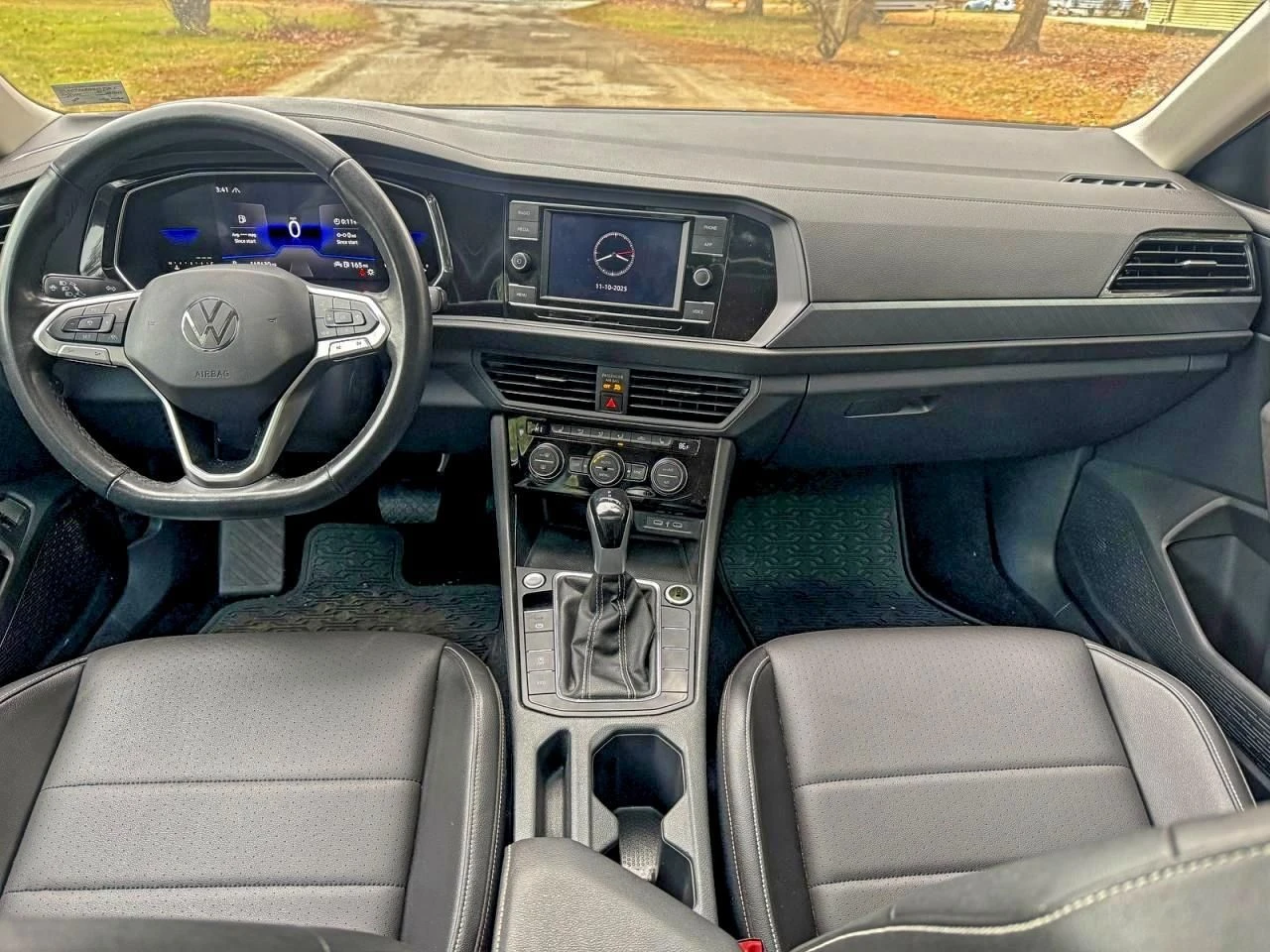 VW Jetta  - изображение 9