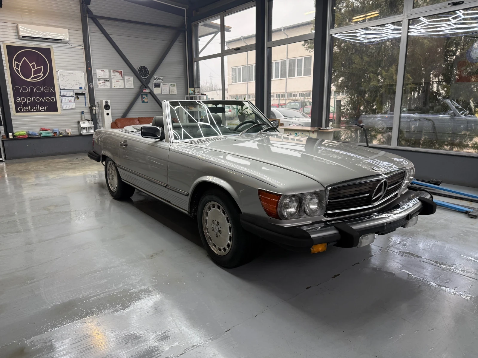 Mercedes-Benz SL SL560